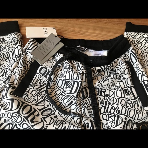 Brand new Joggers very nice peice. Never worn NWT